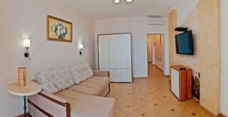 Гостиница Ripario Apart Отрадное Апартаменты с 3 спальнями-1